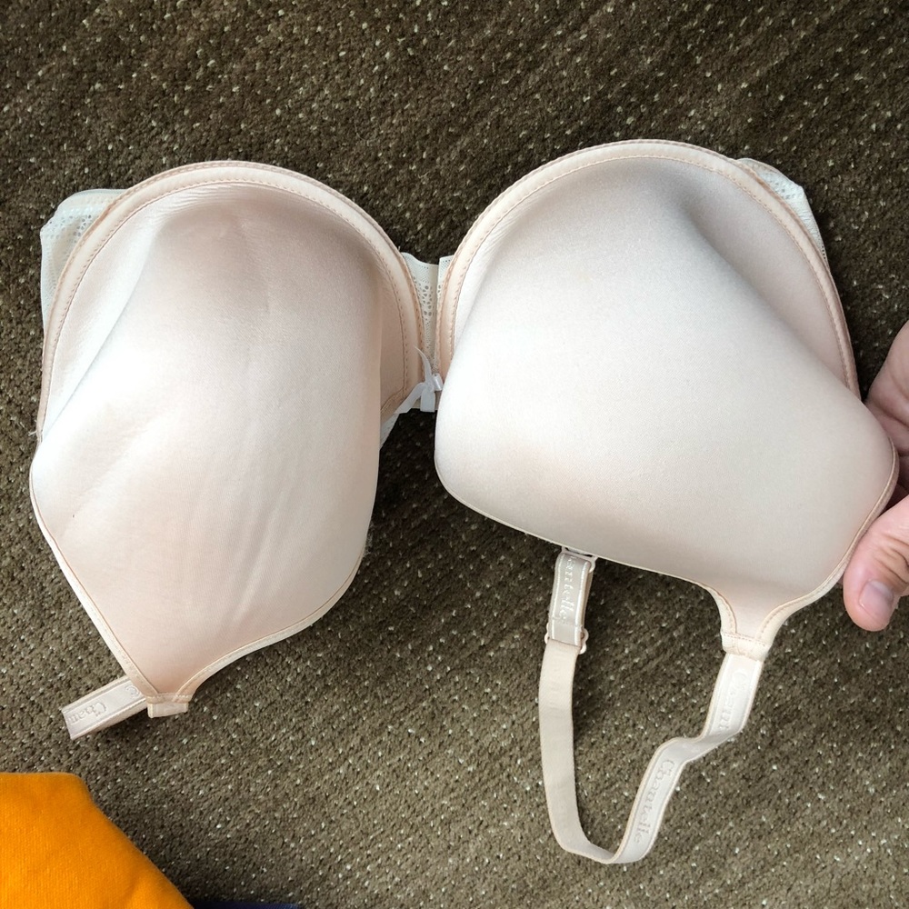 Chantelle Bra 34 DDD
